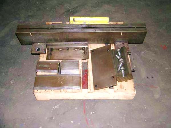 14 Ga x 72 CHICAGO D & K Press Brake, 2 Str, 3 Adj, 12 Opening, New PLC