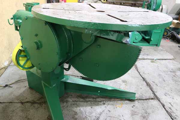 3,000 Lb PANDJIRIS Welding Positioner, 36 Table Dia
