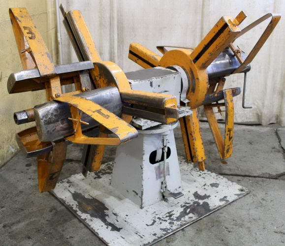 2,500 Lb AMERICAN Double End Uncoiler, 12 to 20 ID, 60 OD, 18 Width