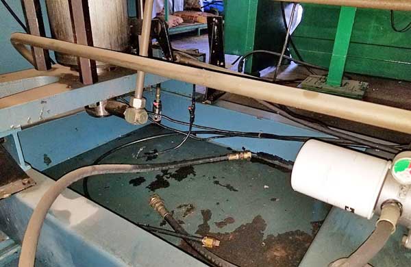 75 Ton SAMCO Die Cutting Press, 6.8 Str, 1.5 - 8.3 Dylt, 32 x 67 Bed, 10 HP