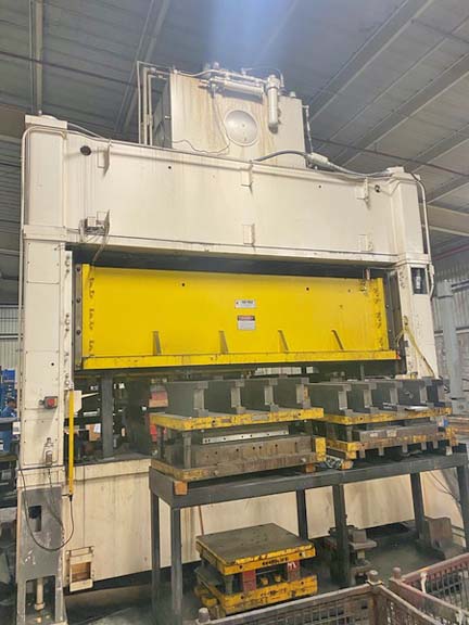 200 Ton EAGLE Hydraulic Press, 12 Str, 36 Dylt, 140 x 80 Bed, 65 HP