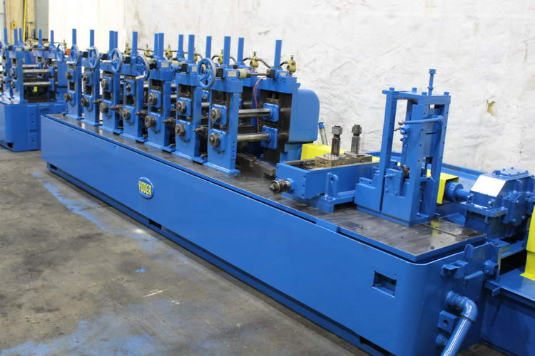 7-Stand YODER M2-1/2 Roll Former, 2-1/2 Spdl, 14 RS, 18 Horiz, 4 to 7 Vert