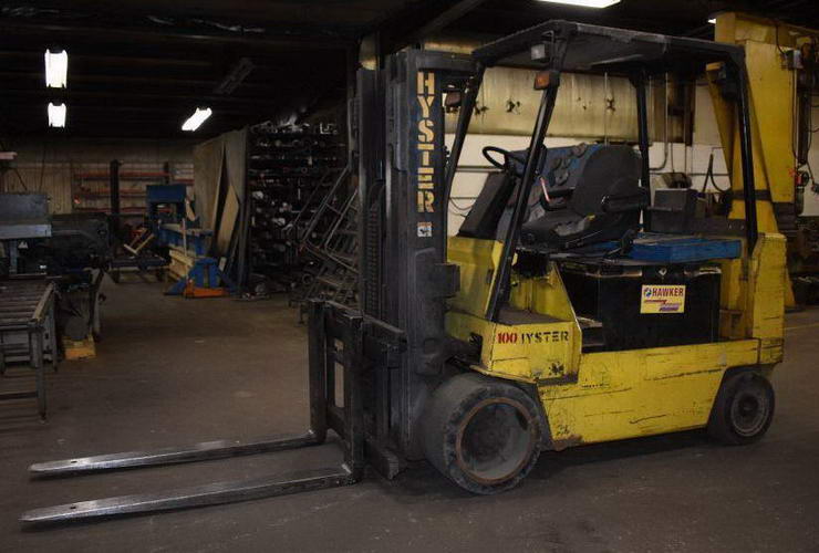 10,000 Lb HYSTER Electric Forklift, 162 Lift, Solid Tires, Side Shift