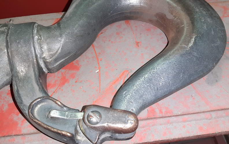 30 Ton BUSHMAN Spreader BEAM, (2) Adjustable Pos. Pinned Hooks, 52 - 19' Spread