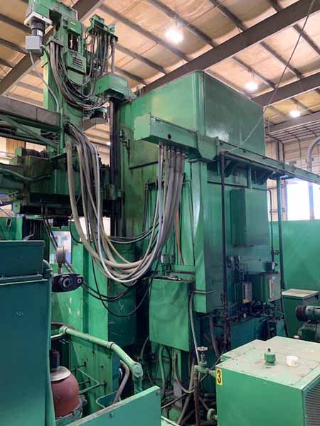 GRAY MODEL RM80 VERTICAL BORING MACHINE