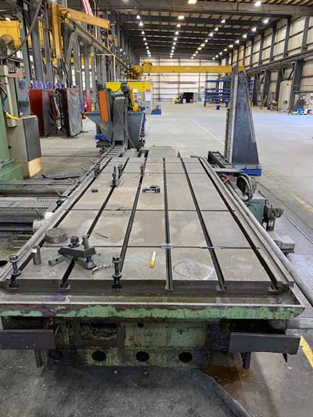 LUCAS TABLE TYPE HORIZONTAL BORING MILL