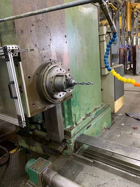 LUCAS TABLE TYPE HORIZONTAL BORING MILL