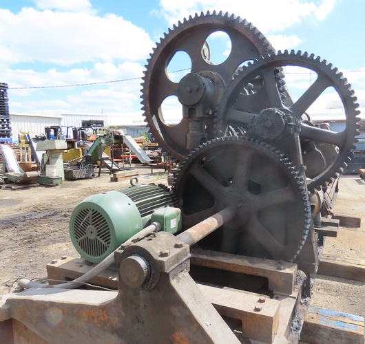 12' x 1-1/8 BERTSCH Initial Plate Bending Roll, 18-1/2 Roll, Drop End, 50 HP