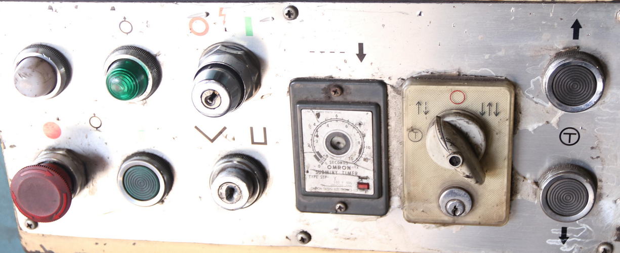 1/8 x 8-5/8 x 8-5/8 AMADA Dual Head Notcher & Coper, 10 Ton, 3 HP