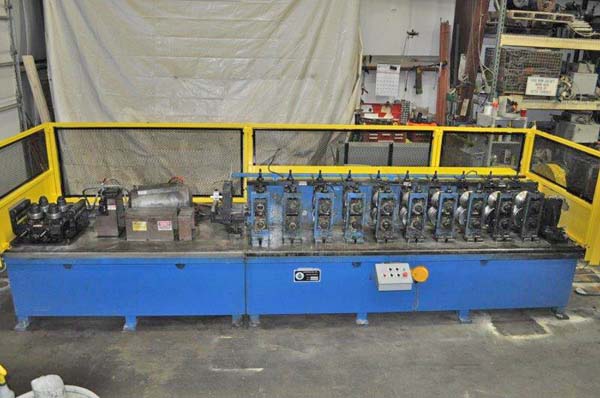 10-Stand CONTOUR MODEL 2000-SU-10-12 ROLL FORMER
