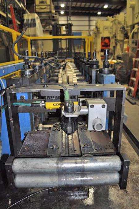 10-Stand CONTOUR MODEL 2000-SU-10-12 ROLL FORMER