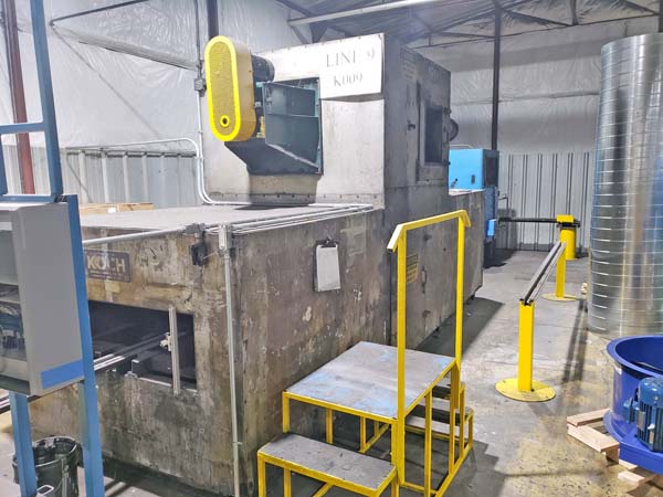 72 W. x 120 H. x 216 L. GEORGE KOCH & SONS CHAIN ON EDGE PAINT BAKE OVEN,