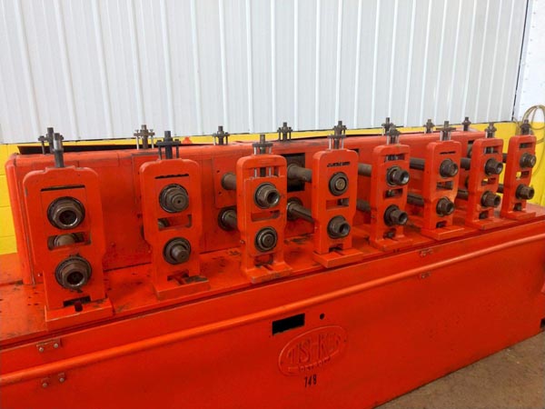 8-Stand TISHKEN MODEL HW2-1/2 ROLL FORMER