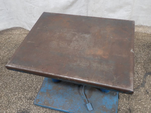 2,000 LB. HERCULES MODEL #HI-156 LIFT TABLE