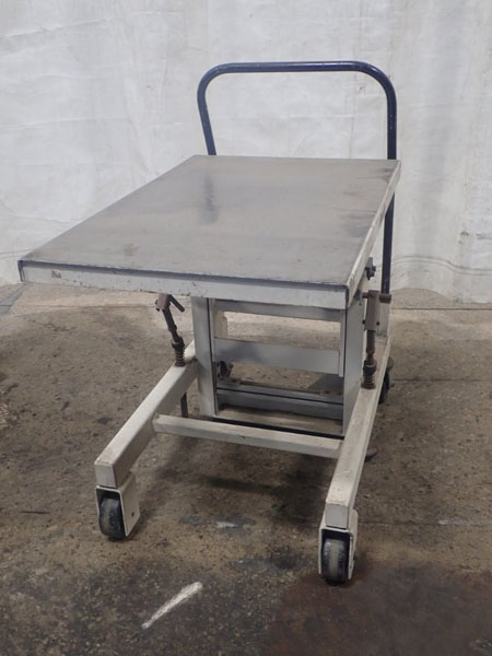 2,000 LB. PRESTO MODEL PL36 LIFT TABLE