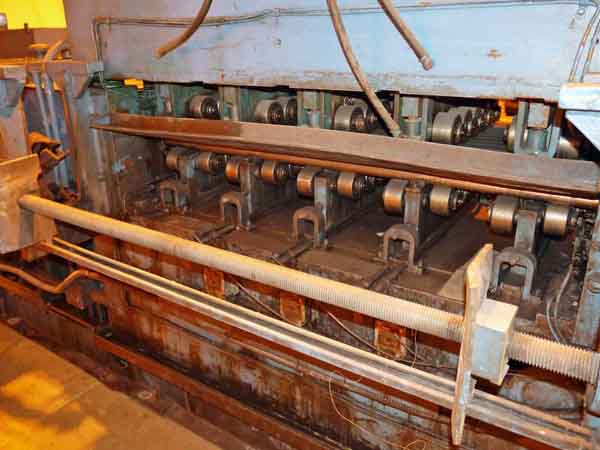 48 x .075 HERR VOSS 17-ROLL LEVELER, 1972,