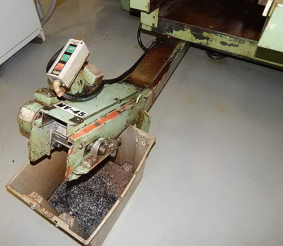 8-1/2 W x 74 L x 2' H Discharge MORI SEIKI Chip Conveyor