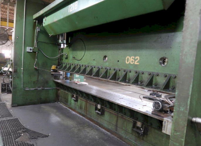 350 Ton CINCINNATI Hydraulic Press Brake, 16'6 Bet Hsgs, Removable Flanged Bed