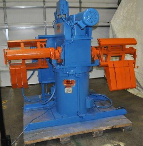 5,000 Lb DALLAS Motorized Double End Uncoiler, 16 to 20 ID, 60 OD, 18 Width