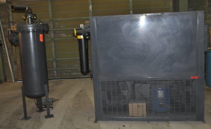 1200 CFM, 220 PSIG ZEKS Air Dryer, R404 Refrigerant, 8 HP, 2006