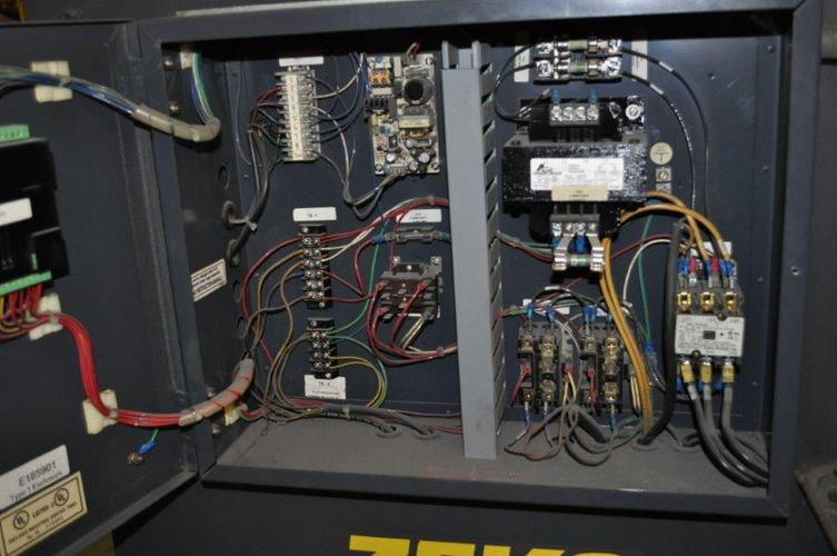 1200 CFM, 220 PSIG ZEKS Air Dryer, R404 Refrigerant, 8 HP, 2006