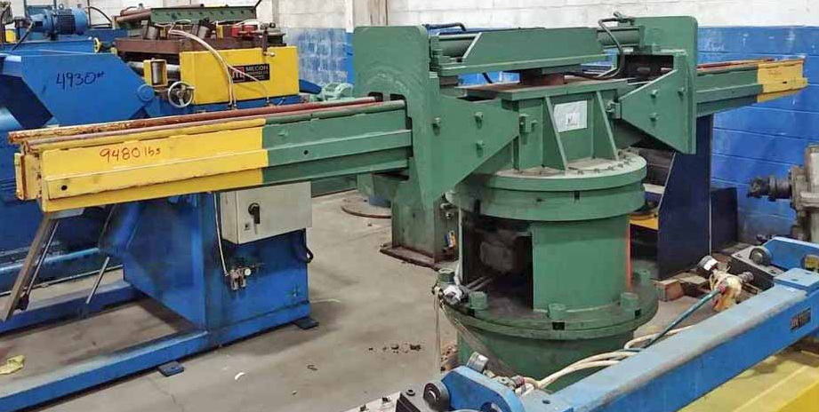 20,000 Lb LOOPCO 2-Arm Turnstile, 59 Arms, C-Hook Slot, Hydraulic Push-Off