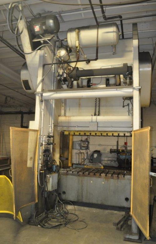 225 Ton NIAGARA Dbl Crank Gap Frame Press, 12 Str, 32.5 SH, 87 x 32.5 Bed