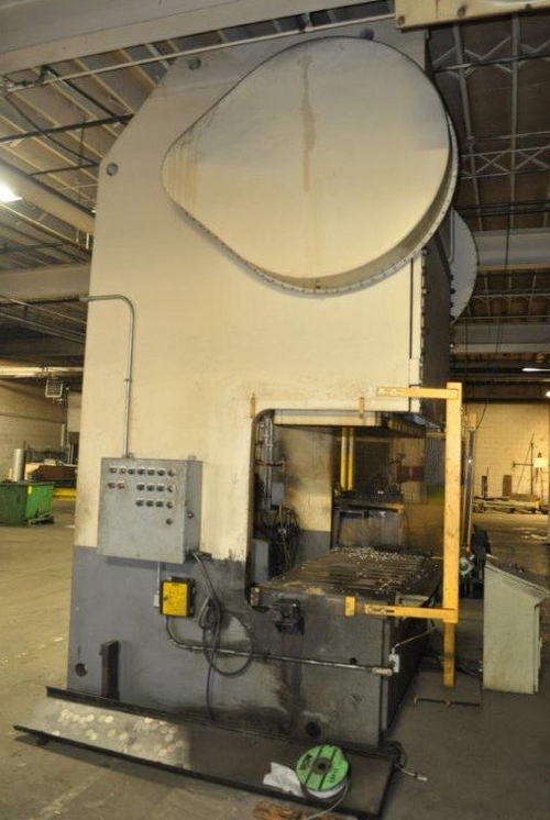 225 Ton NIAGARA Dbl Crank Gap Frame Press, 12 Str, 32.5 SH, 87 x 32.5 Bed