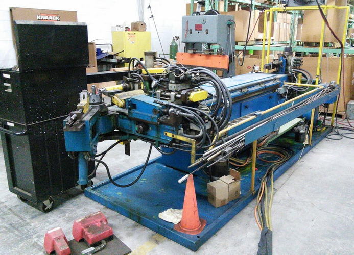 .708 SCHWARZE-WIRTZ Tube Bender, 6'7 Over Mandrel, (12) Mandrels, 10 HP