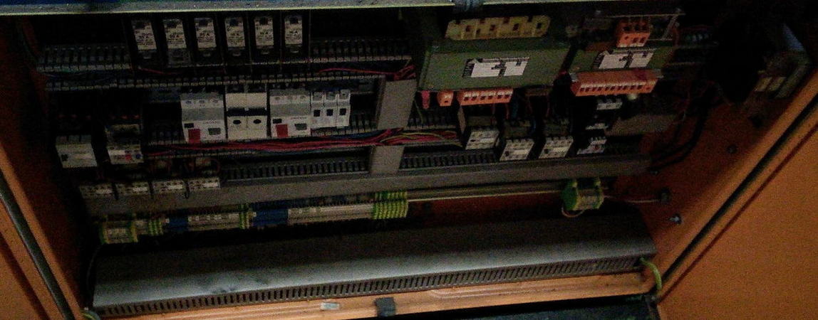 .708 SCHWARZE-WIRTZ Tube Bender, 6'7 Over Mandrel, (12) Mandrels, 10 HP