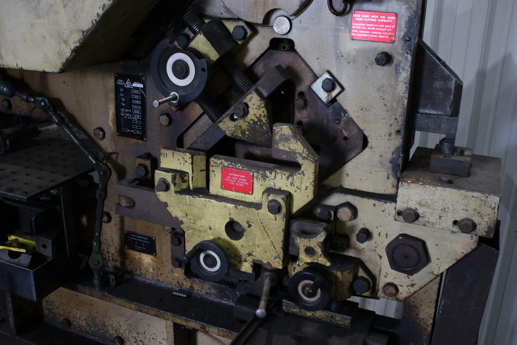 6 x 6 x 1/2 GEKA Ironworker, 90 Ton, 1-1/4 Thru 3/4 , 10 HP