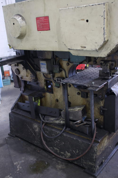 6 x 6 x 1/2 GEKA Ironworker, 90 Ton, 1-1/4 Thru 3/4 , 10 HP