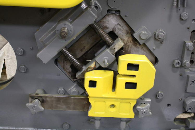 6 x 6 x 1/2 PEDDINGHAUS Ironworker, 105 Ton, 1-1/4 Thru 15/16 , 10 HP