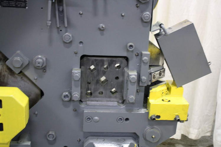 6 x 6 x 1/2 PEDDINGHAUS Ironworker, 105 Ton, 1-1/4 Thru 15/16 , 10 HP