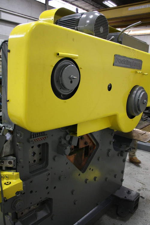 6 x 6 x 1/2 PEDDINGHAUS Ironworker, 105 Ton, 1-1/4 Thru 15/16 , 10 HP