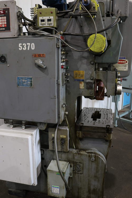 22 Ton BLISS OBI Press, 1-1/2 str, 9-3/4 Shut Ht, 23-1/2 x 14 Bed, 5 HP