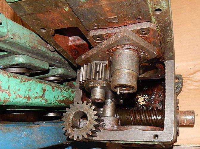 Gearbox, YODER M1-1/2, 1-1/2 Shaft Diameter, 8 Roll Space