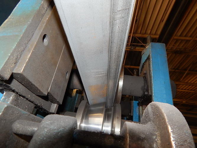 12-Stand CONTOUR Roll Former, 2 Spdl, 10 RS, 12 H, 5.5 to 7 V, 20 HP