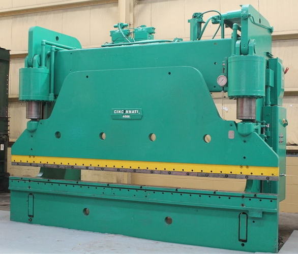 400 Ton CINCINNATI Hydraulic Brake, 16' OA Bed, 12'6 Bet Hsgs, 12 Str, 60 HP