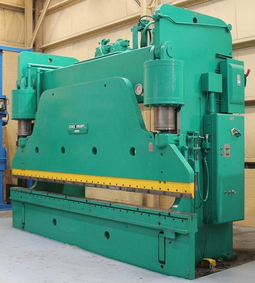 400 Ton CINCINNATI Hydraulic Brake, 16' OA Bed, 12'6 Bet Hsgs, 12 Str, 60 HP