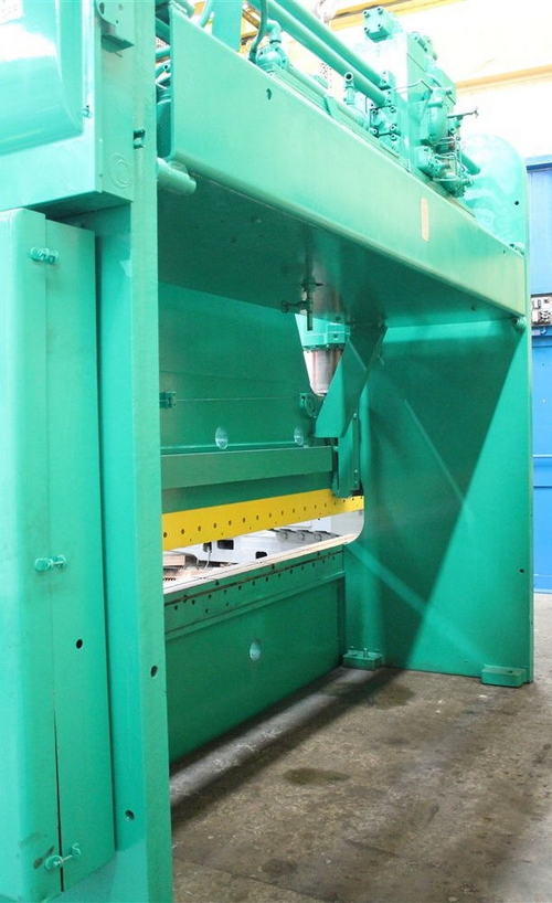 400 Ton CINCINNATI Hydraulic Brake, 16' OA Bed, 12'6 Bet Hsgs, 12 Str, 60 HP