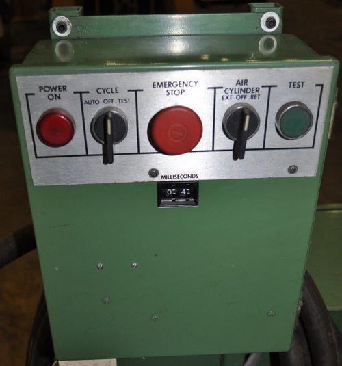 12 Ton PNEU POWER Cut-Off, 0 to 3 Str, 12 Adj, 0 to 12 SH, 26 x 14.5 Bed