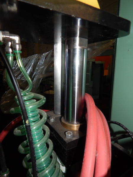 GP Reeves Inc LUB LOGIC GSP50-35LBA11 with Graco Fire-Ball 300 Pump, 2014