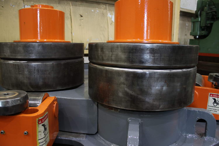 6 x 6 x 1 ROUNDO Angle Roll, Hyd Roll Adj, 4 Rd, 3-1/2 Sq, Pendant, 30 HP