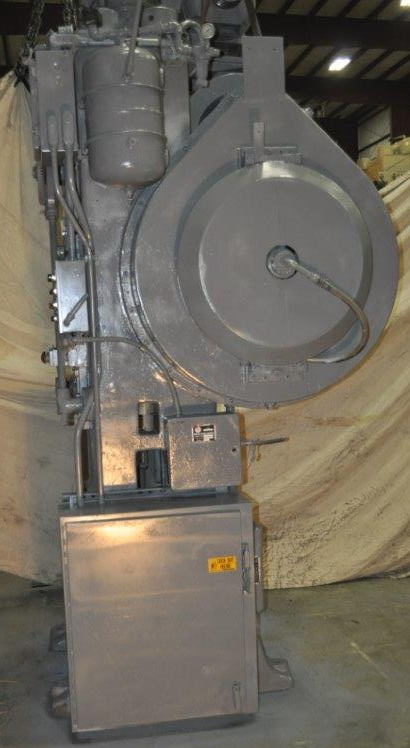 250 Ton MINSTER Knuckle Joint Press, 3 Str, 16.5 SH, 18 x 24 Bed, 15 HP