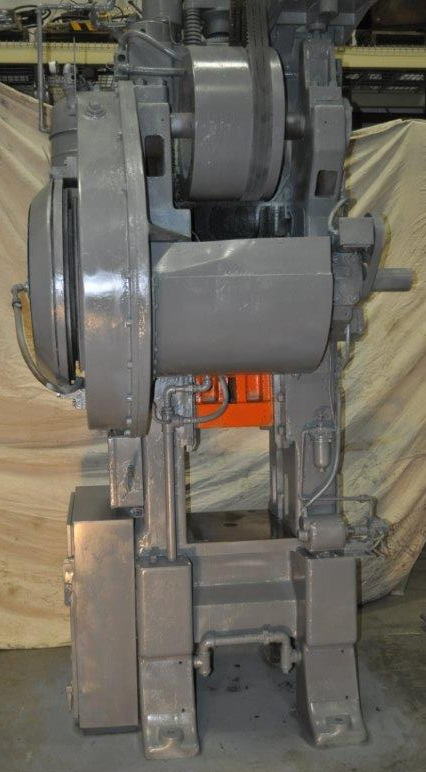 250 Ton MINSTER Knuckle Joint Press, 3 Str, 16.5 SH, 18 x 24 Bed, 15 HP