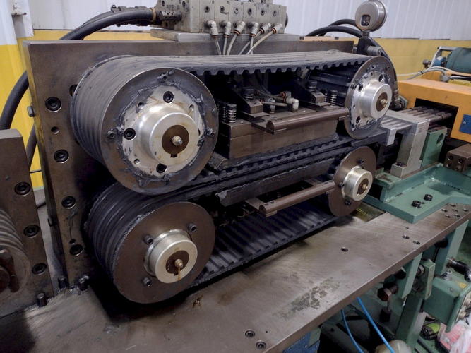 BURR OAK Model VBHB Return Bender with Model MTCO Straightener Feeder