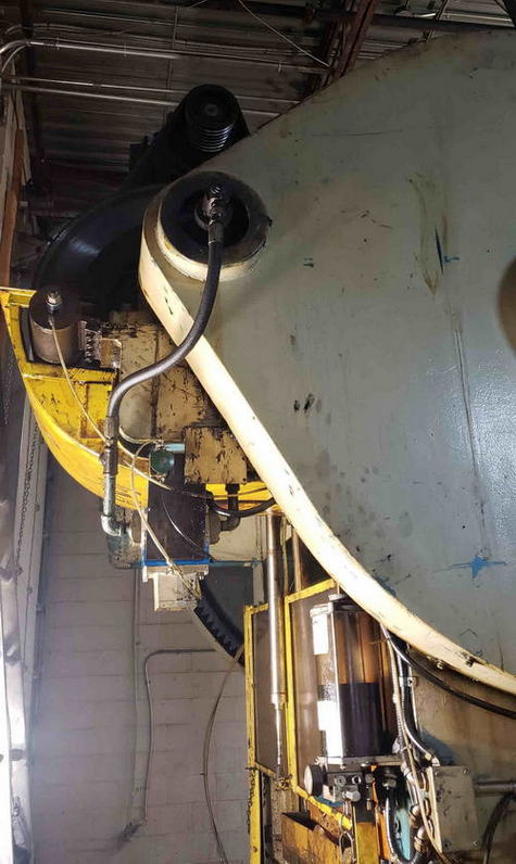 200 Ton BLOW Straight Side Press, 4 Str, 19.25 SH, 7.75 Adj, 60 x 40 Bed