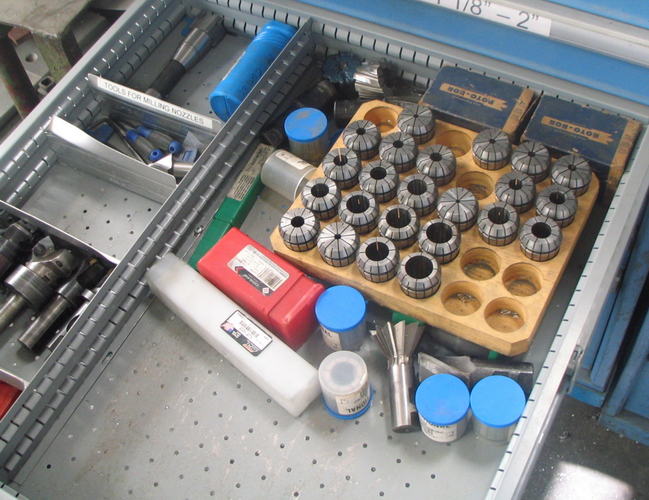 KMA SHARPS Vertical Mill, 1700mm x 380mm Table, 100mm to 600mm Spdl to Table