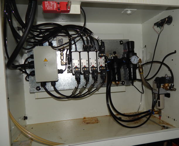 41 X, 20 Y, 24 Z JOHNFORD Vertical Machining Center, 1039 Run Time Hours